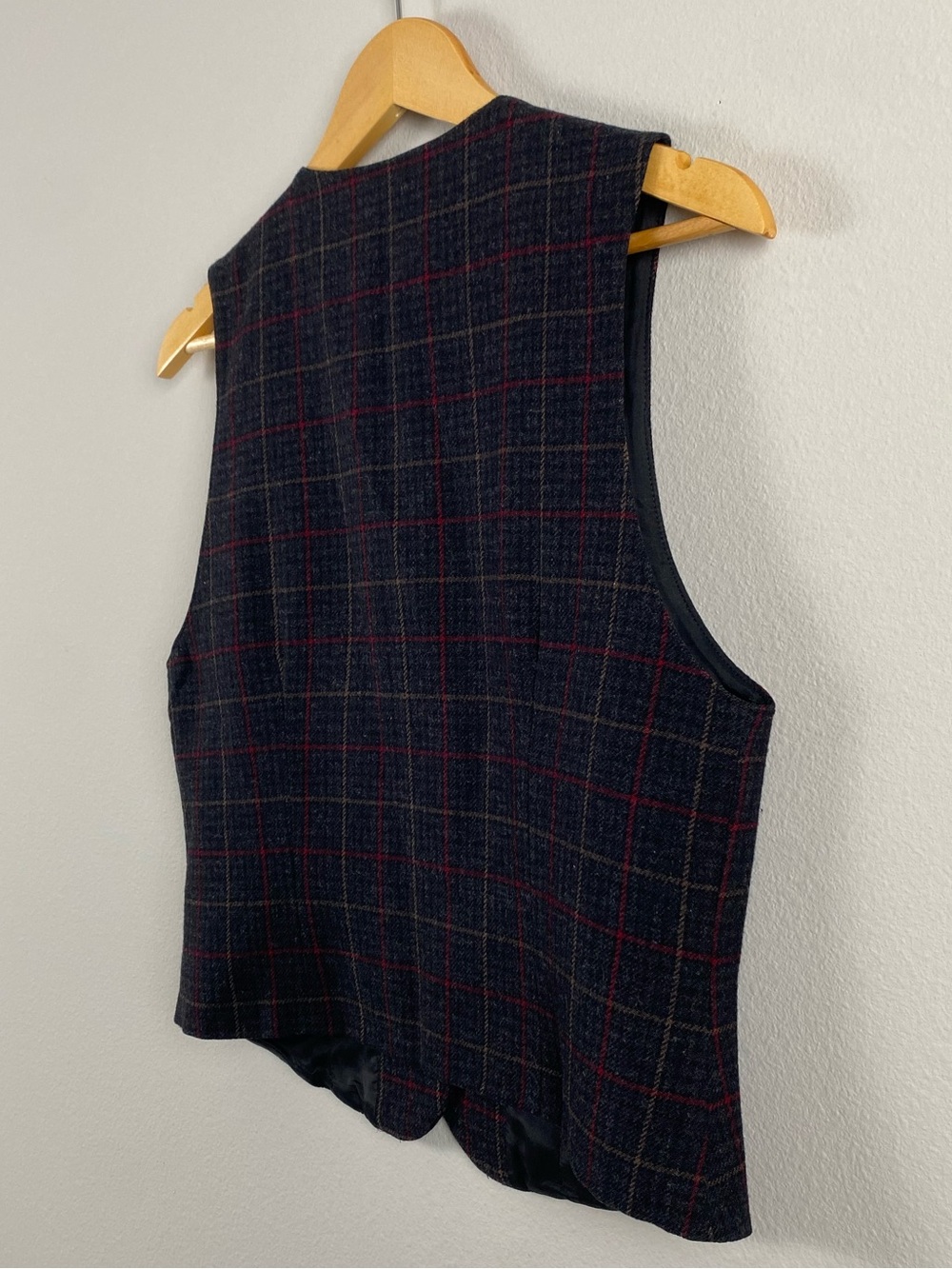 Pendleton Vintage Virgin Wool Plaid Vest Waistcoat | Gray/Multicolor - Picture 8 of 15